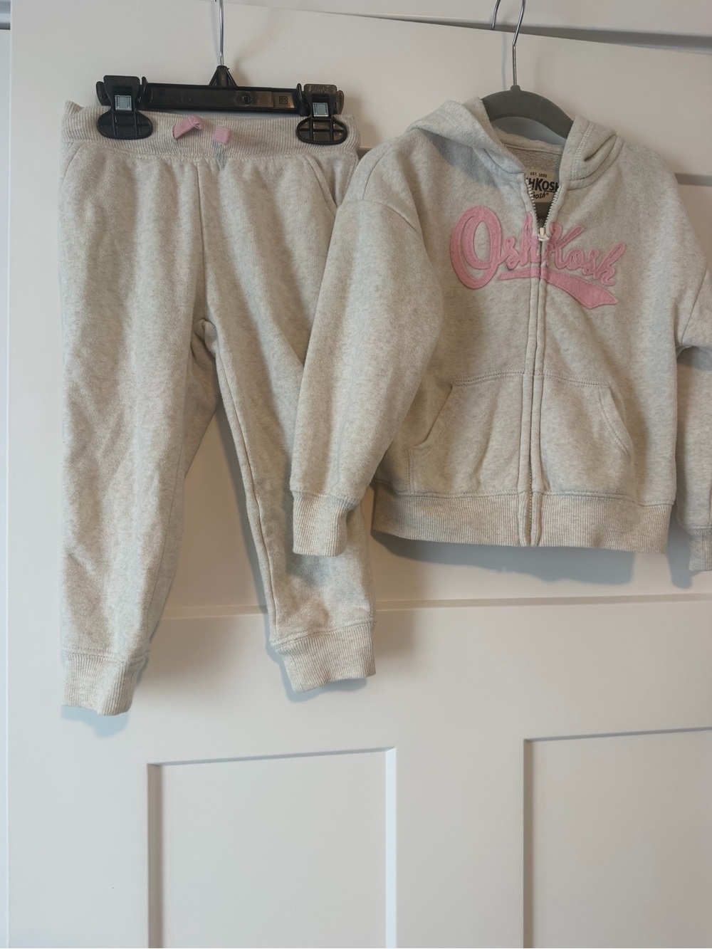 OshKosh B'gosh Cream Sweatpants and Hoodie Set with Pink Logo